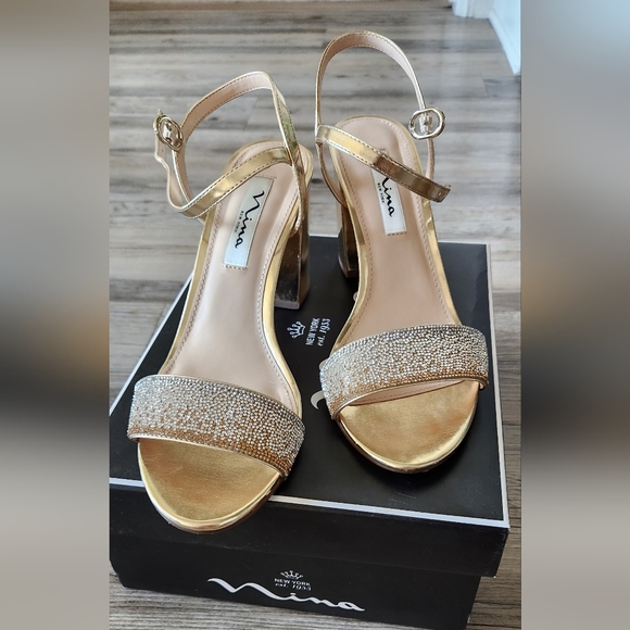 Nina Gold And Silver Block Heels Size 8.5M - Picture 1 of 5